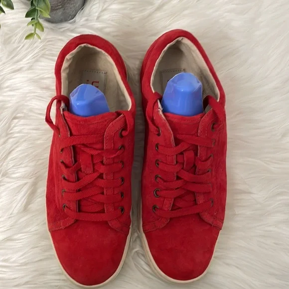 UGG Sneakers - Picture 3 of 6